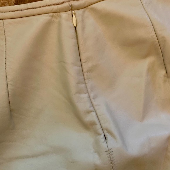 Vintage Banana Republic Bone Leather Skirt SIZE 0 - Picture 5 of 6